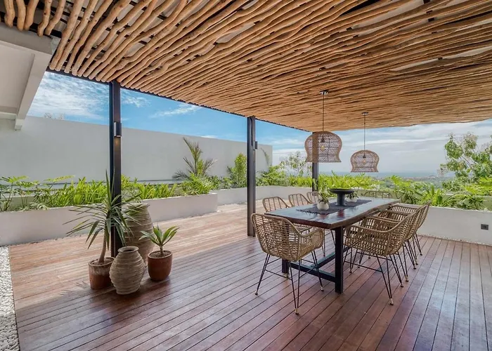 Auraya Vista - Luxurious 4br In ヴィラ
