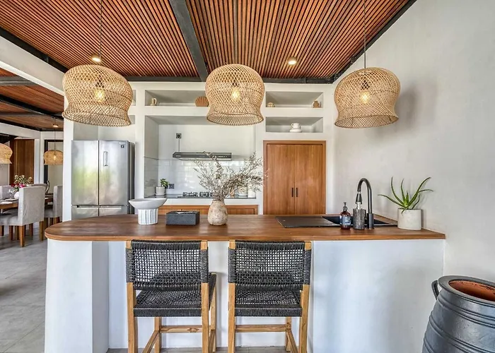 Auraya Vista - Luxurious 4br In ヴィラ ウルワツ