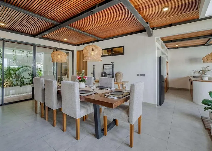 Auraya Vista - Luxurious 4br In * ウルワツ