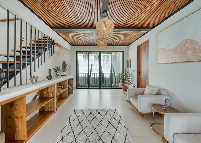 Auraya Vista - Luxurious 4br In ヴィラ